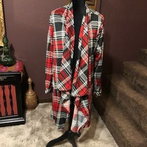 French Laundry 3X Plaid Cardigan - Black/Red 🎄